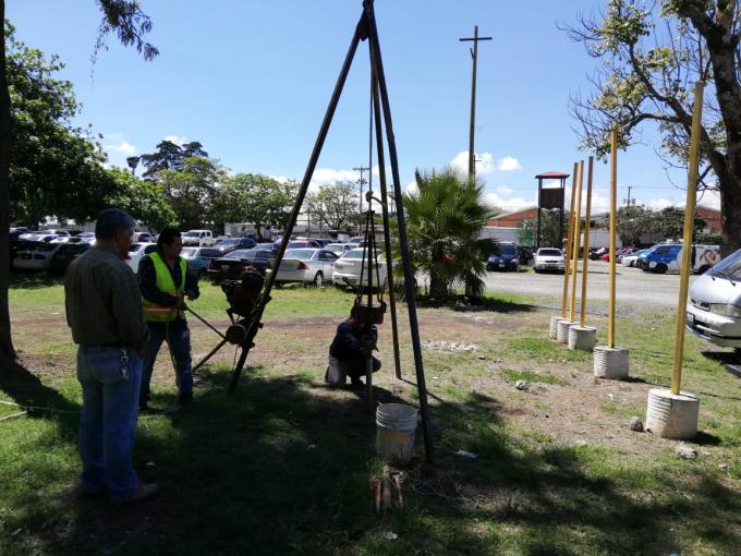C126-a 63,5 kg Poids du marteau Testeur de pénétration standard de cône à trépied (équipement SPT)