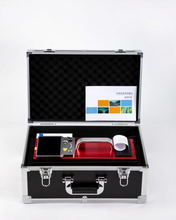 B047 Équipement d'essai de données rétro-réfléchissantes de marquage des lignes routières