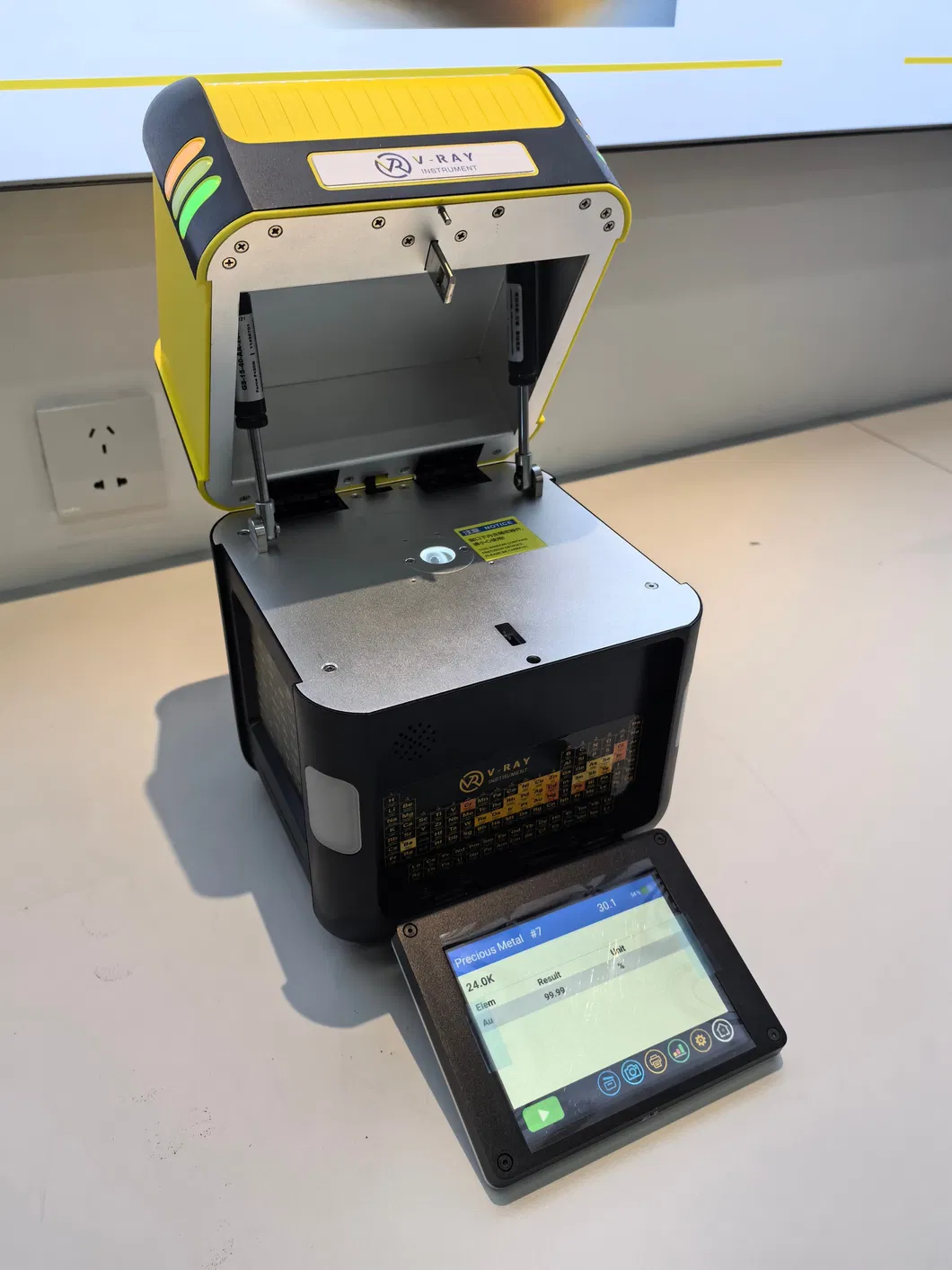 M5 Sp&eacute;ctrom&egrave;tres Xrf portables Analyseur d'or pour m&eacute;taux pr&eacute;cieux pour les essais en d&eacute;placement